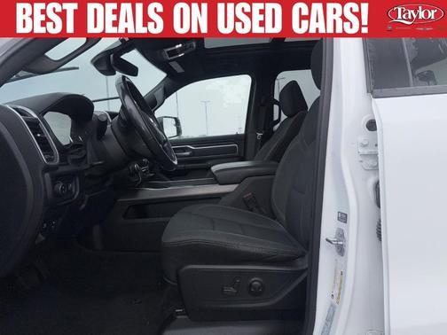 Bright White Clearcoat 2022 RAM 1500 Big Horn