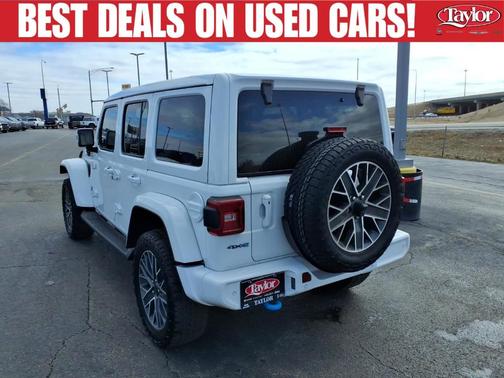 Bright White Clearcoat 2024 Jeep Wrangler 4xe High Altitude