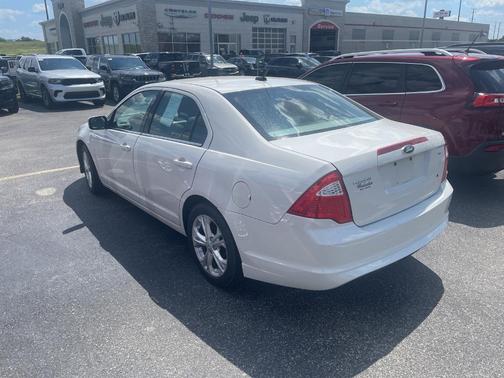 2012 Ford Fusion SE