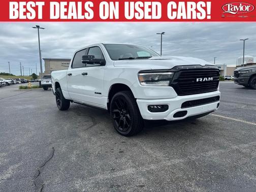 Bright White Clearcoat 2023 RAM 1500 Laramie
