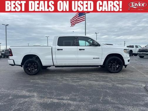 Bright White Clearcoat 2023 RAM 1500 Laramie