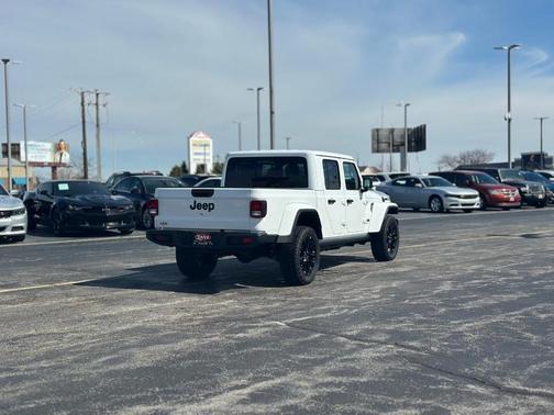 2025 Jeep Gladiator Sport