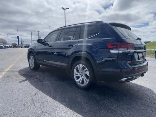 Tourmaline Blue Metallic 2023 Volkswagen Atlas 3.6L SE w/Technology