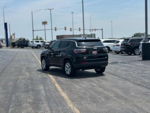2025 Jeep Compass Sport