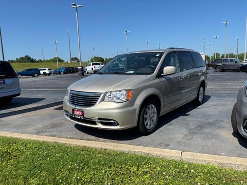 2015 Chrysler Town & Country Touring