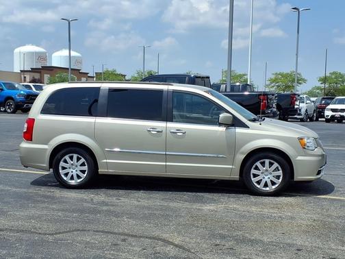 2015 Chrysler Town & Country Touring