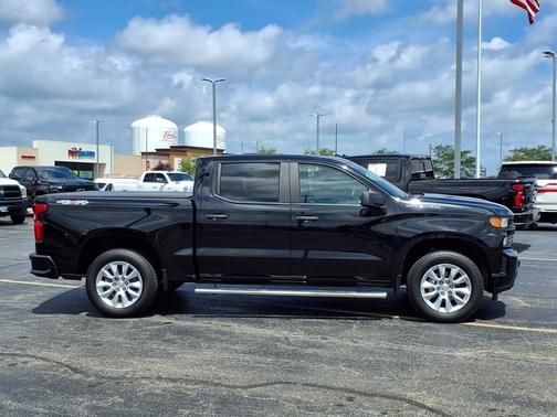2020 Chevrolet Silverado 1500 Custom