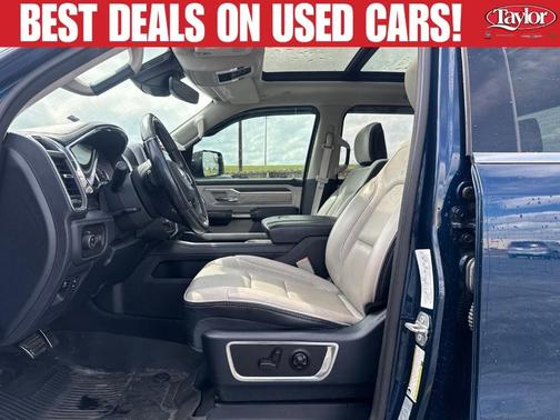 Patriot Blue Pearlcoat 2022 RAM 1500 Limited
