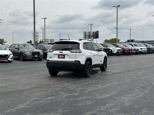 2023 Jeep Cherokee Altitude Lux