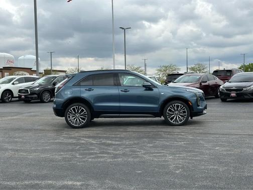2025 Cadillac XT4 Sport