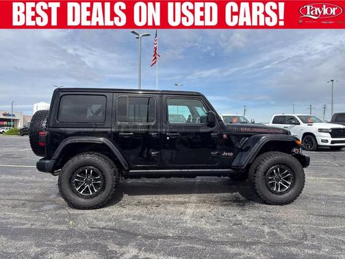 Black Clearcoat 2026 Jeep Wrangler Rubicon