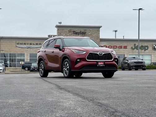 2021 Toyota Highlander XLE