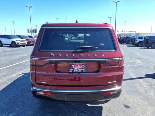 Velvet Red Pearlcoat 2022 Jeep Wagoneer Series III