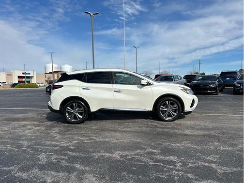 2023 Nissan Murano Platinum