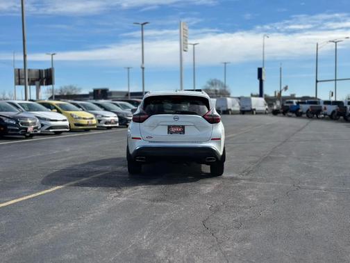 2023 Nissan Murano Platinum