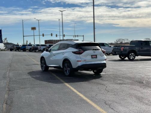 2023 Nissan Murano Platinum