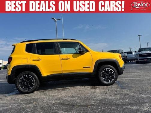 Solar Yellow Clearcoat 2023 Jeep Renegade Latitude