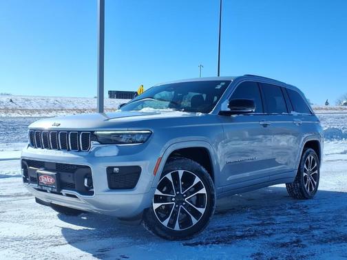 2022 Jeep Grand Cherokee Overland