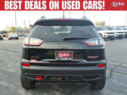 Diamond Black 2022 Jeep Cherokee Trailhawk