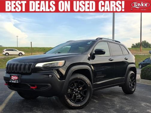 Diamond Black 2022 Jeep Cherokee Trailhawk