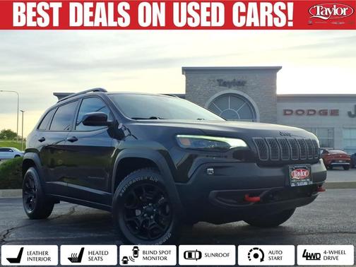 Diamond Black 2022 Jeep Cherokee Trailhawk