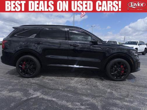 Ebony Black 2022 Kia Sorento SX