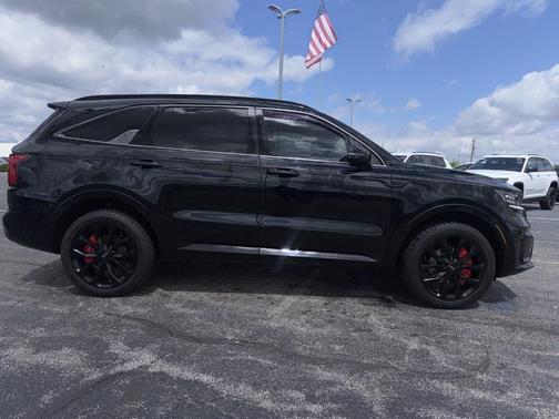 Ebony Black 2022 Kia Sorento SX