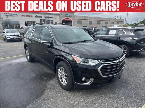 Mosaic Black Metallic 2018 Chevrolet Traverse LT Cloth