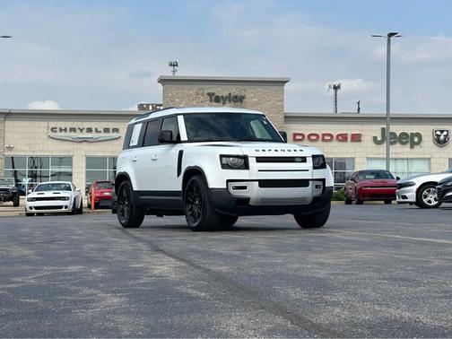 2024 Land Rover Defender P300