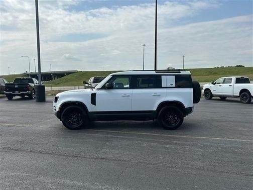 2024 Land Rover Defender P300
