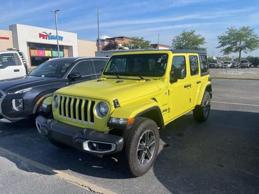 2023 Jeep Wrangler Sahara