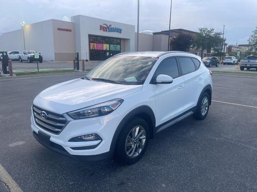 2018 Hyundai TUCSON SEL Plus