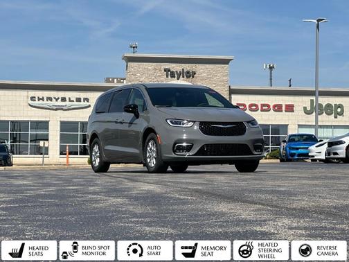 2025 Chrysler Pacifica Select