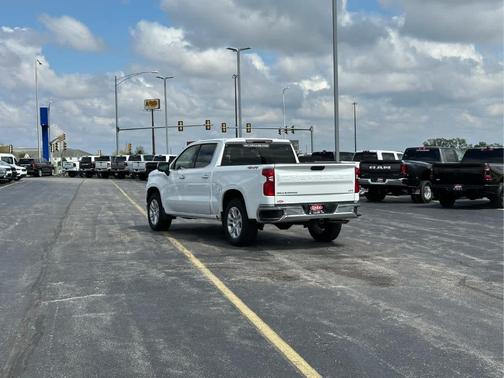 2023 Chevrolet Silverado 1500 LTZ