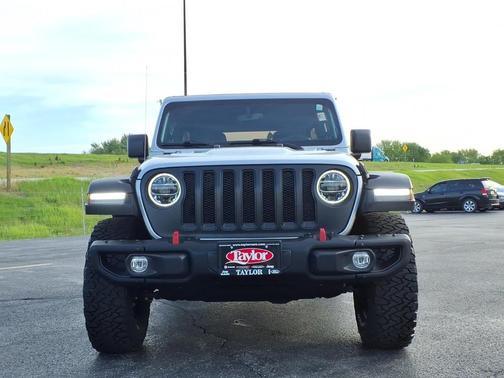 Silver Zynith Clearcoat 2022 Jeep Wrangler Unlimited Rubicon