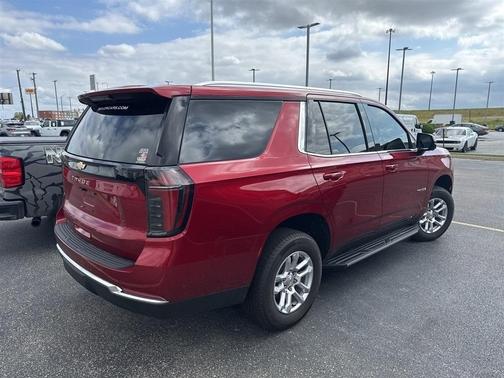 2025 Chevrolet Tahoe LS