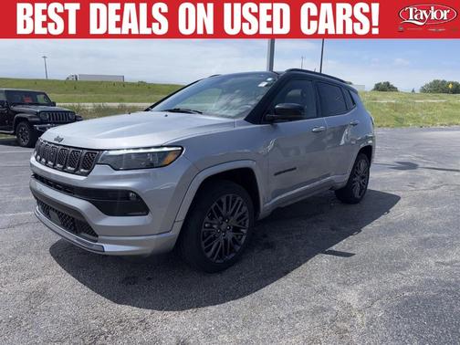 Billet Silver Metallic Clearcoat 2023 Jeep Compass Altitude