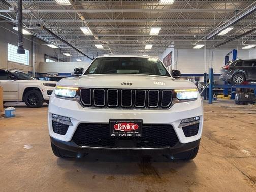 2022 Jeep Grand Cherokee Limited