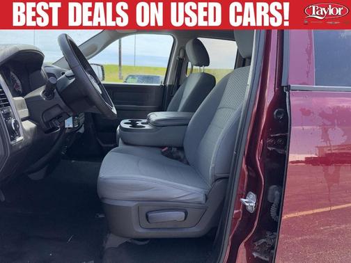 Delmonico Red Pearlcoat 2019 RAM 1500 Classic Express