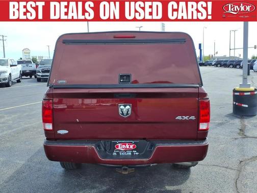 Delmonico Red Pearlcoat 2019 RAM 1500 Classic Express