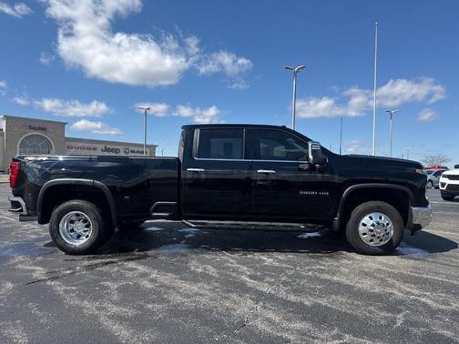 2024 Chevrolet Silverado 3500 LTZ