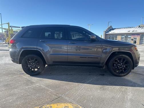 2018 Jeep Grand Cherokee Altitude