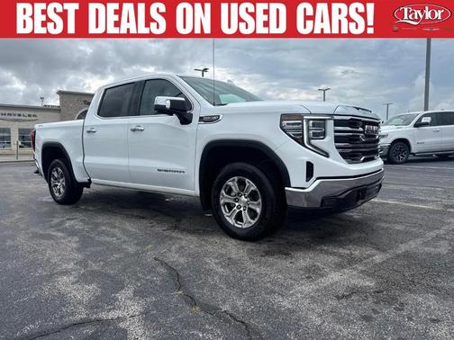 Summit White 2025 GMC Sierra 1500 SLT