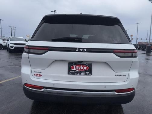 Bright White Clearcoat 2023 Jeep Grand Cherokee Limited