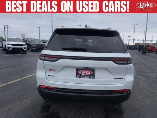 Bright White Clearcoat 2023 Jeep Grand Cherokee Limited