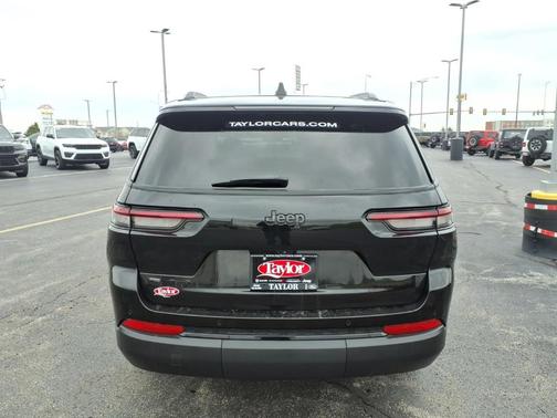 2021 Jeep Grand Cherokee L Laredo