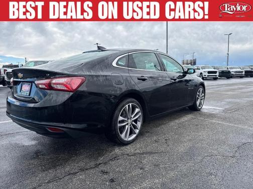 Mosaic Black Metallic 2024 Chevrolet Malibu 2LT