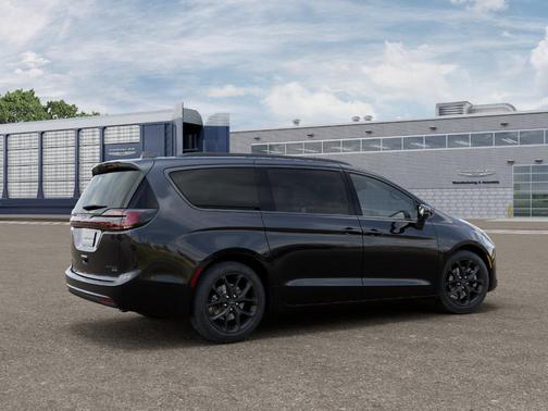 Black 2027 Chrysler Pacifica LIMITED
