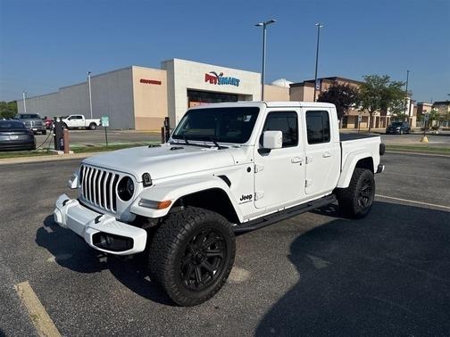 2022 Jeep Gladiator Overland