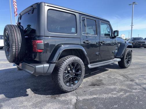 Black Clearcoat 2023 Jeep Wrangler 4xe Sahara